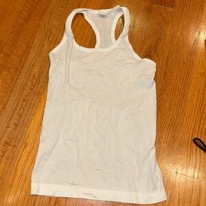 Lululemon swiftly tech racerback tank